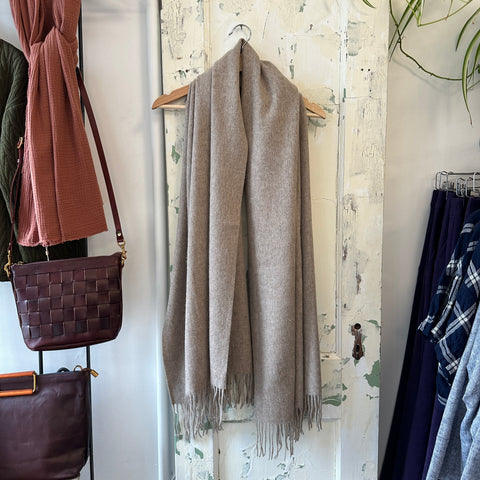 Naïf // Wes Scarf Warm Grey