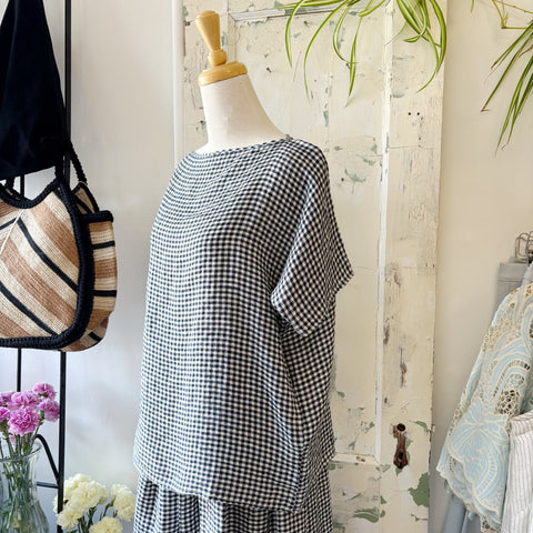 Naïf // Keira Top Navy Gingham