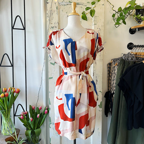 Melow // Hadjani Dress Print