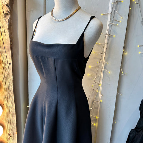 Late by Pink Martini // Willa Dress Black