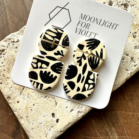 Moonlight For Violet // Flora Earrings Black