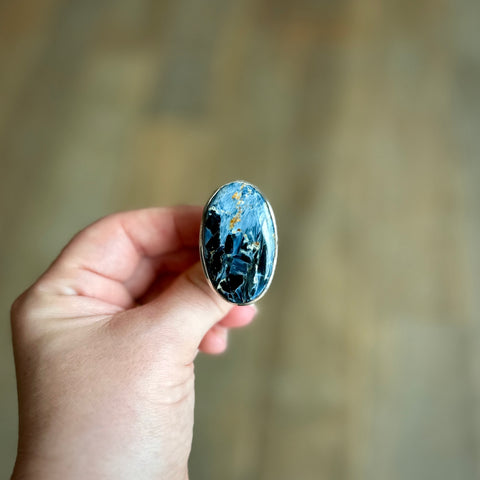 Hailey Gerrits // Edison Bracelet Grey Moonstone