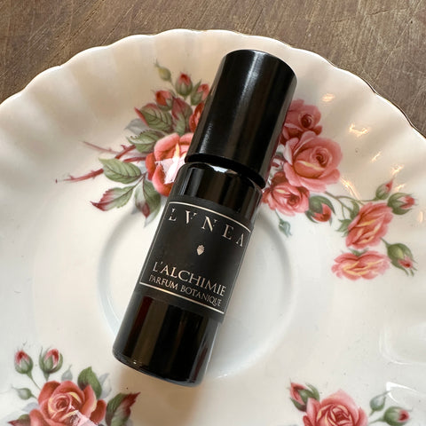 LVNEA // L'alchemie Botanical Perfume Oil