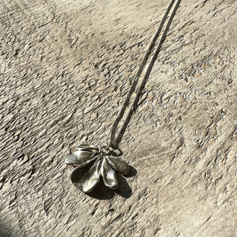 Hawkly // Fauna Necklace Silver