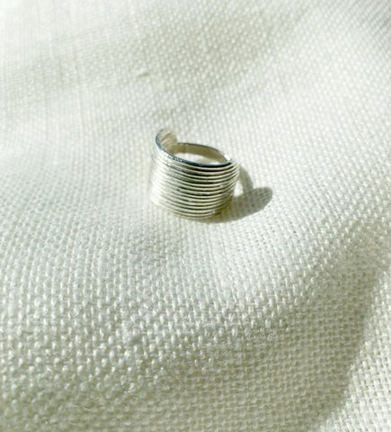 Hawkly // Linear Ring Silver