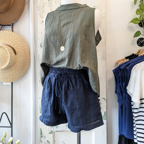 Naïf // Gaby Shorts Navy