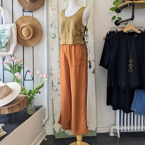 Gentle Fawn // Leona Top Apricot Ditsy