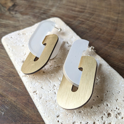 dconstruct // Ecoresin Link Earrings Powder Gold