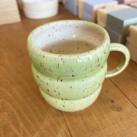 Valentina Guevera Ceramics // Bubble Mug Green