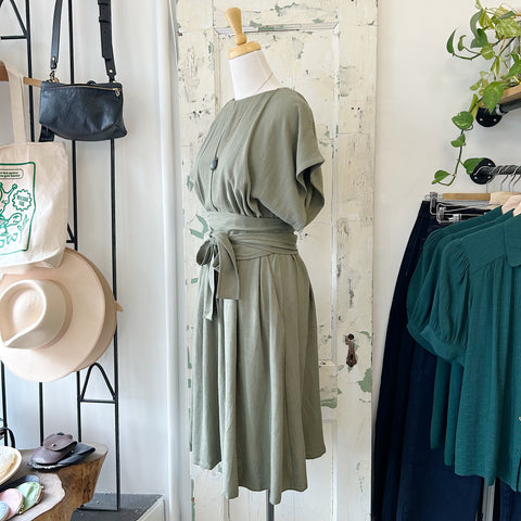 Melow // Hanjana Dress Sage