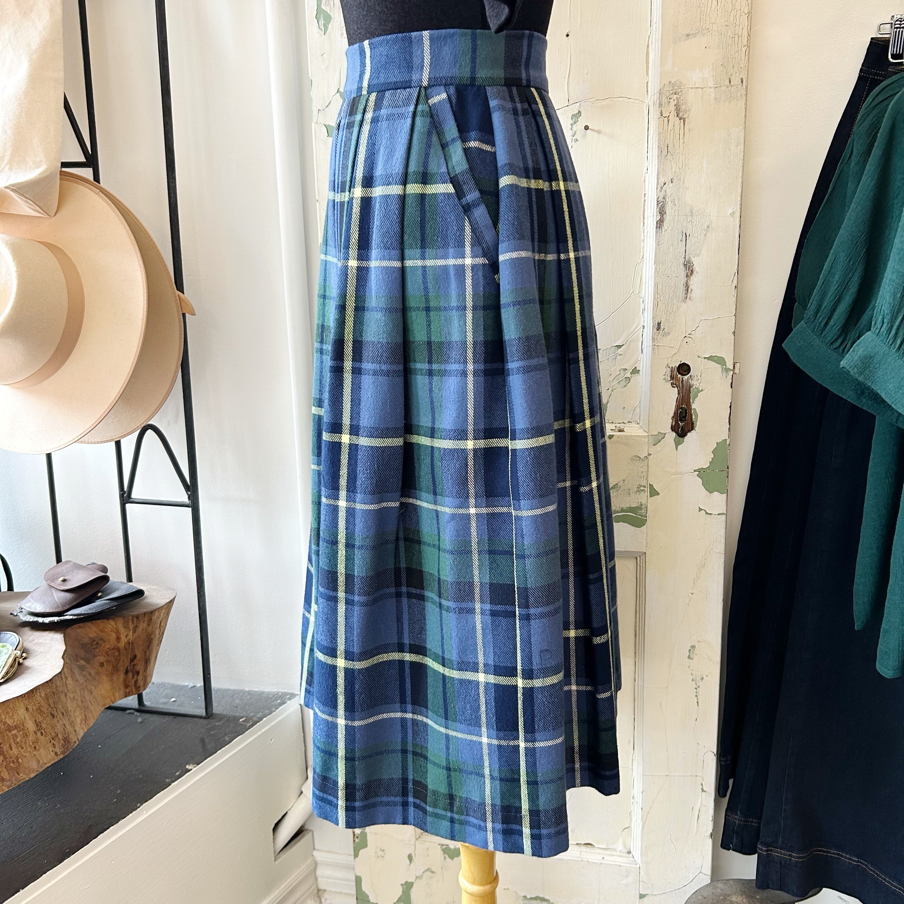 Bodybag by Jude // Sussex Skirt Plaid