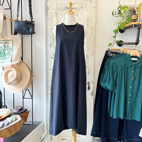 Eve Gravel // Aya Dress Black
