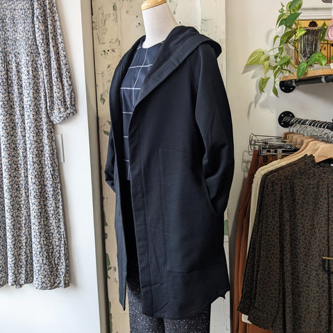 Allison Wonderland // Storm Sweater Black