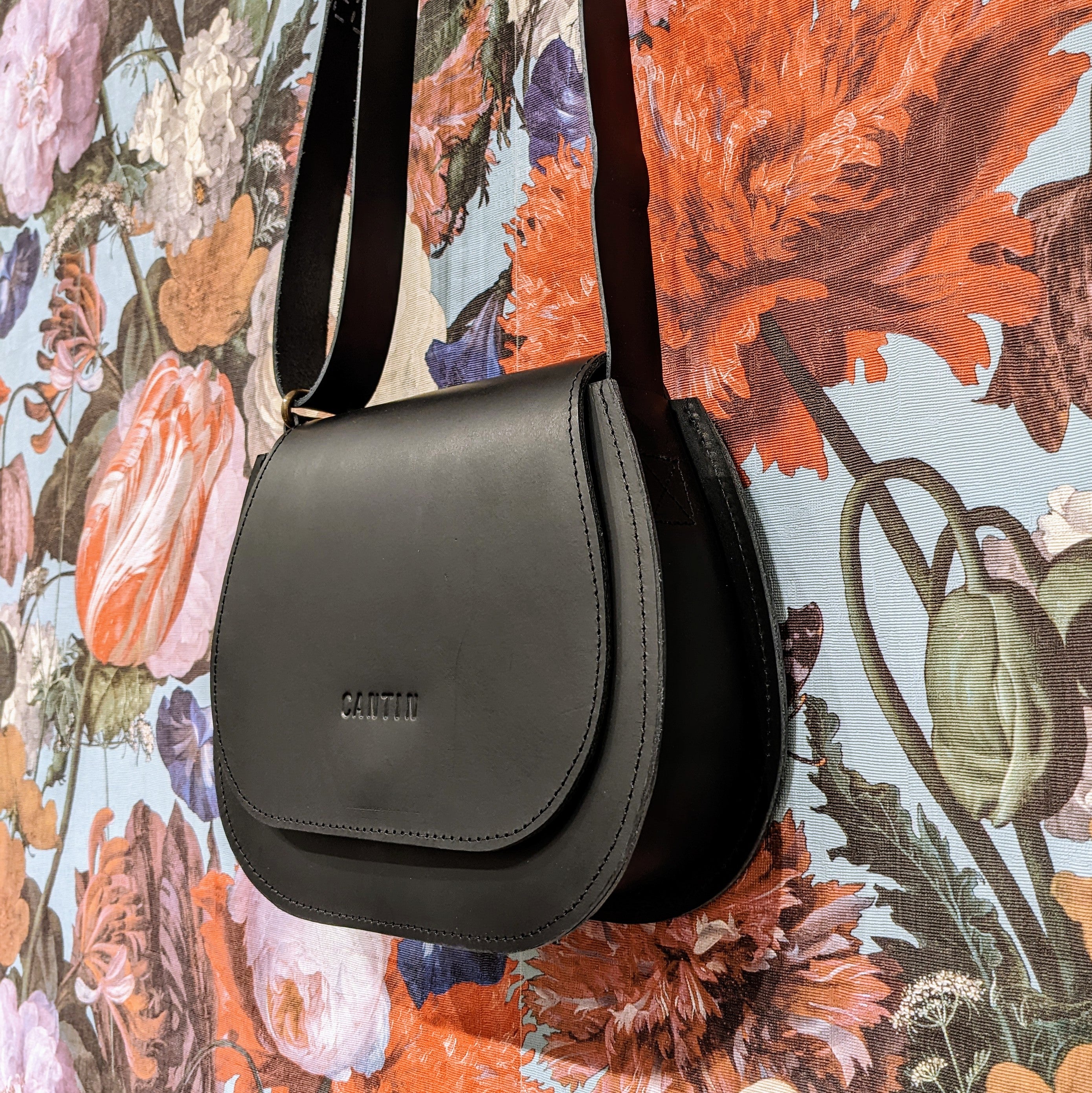Cantin Traditions // Anne Crossbody Bag Black