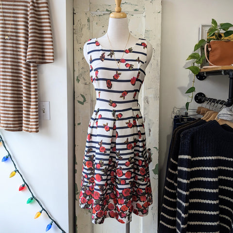 Yumi // Striped Floral Dress XL