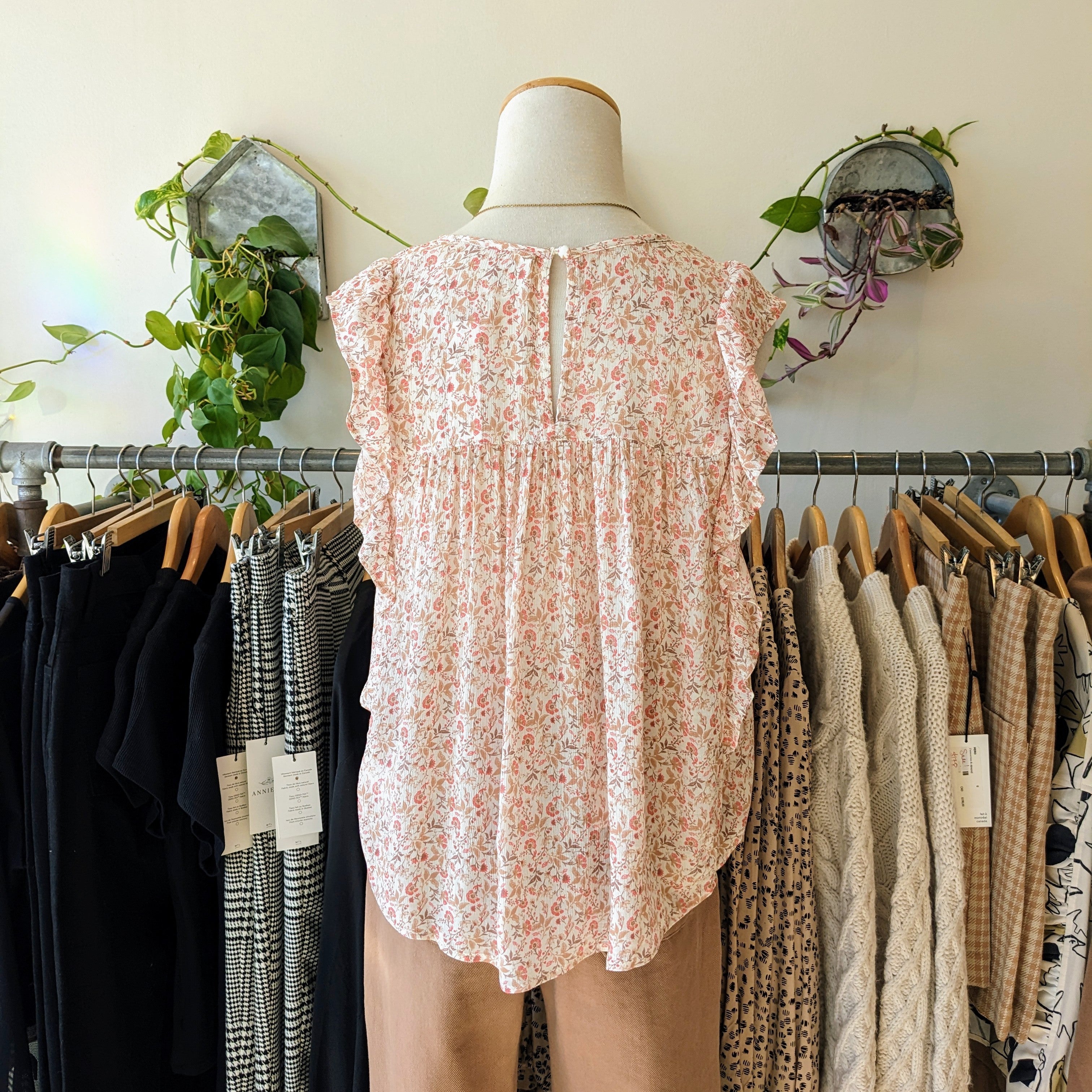 Gentle Fawn // Leona Top Apricot Ditsy