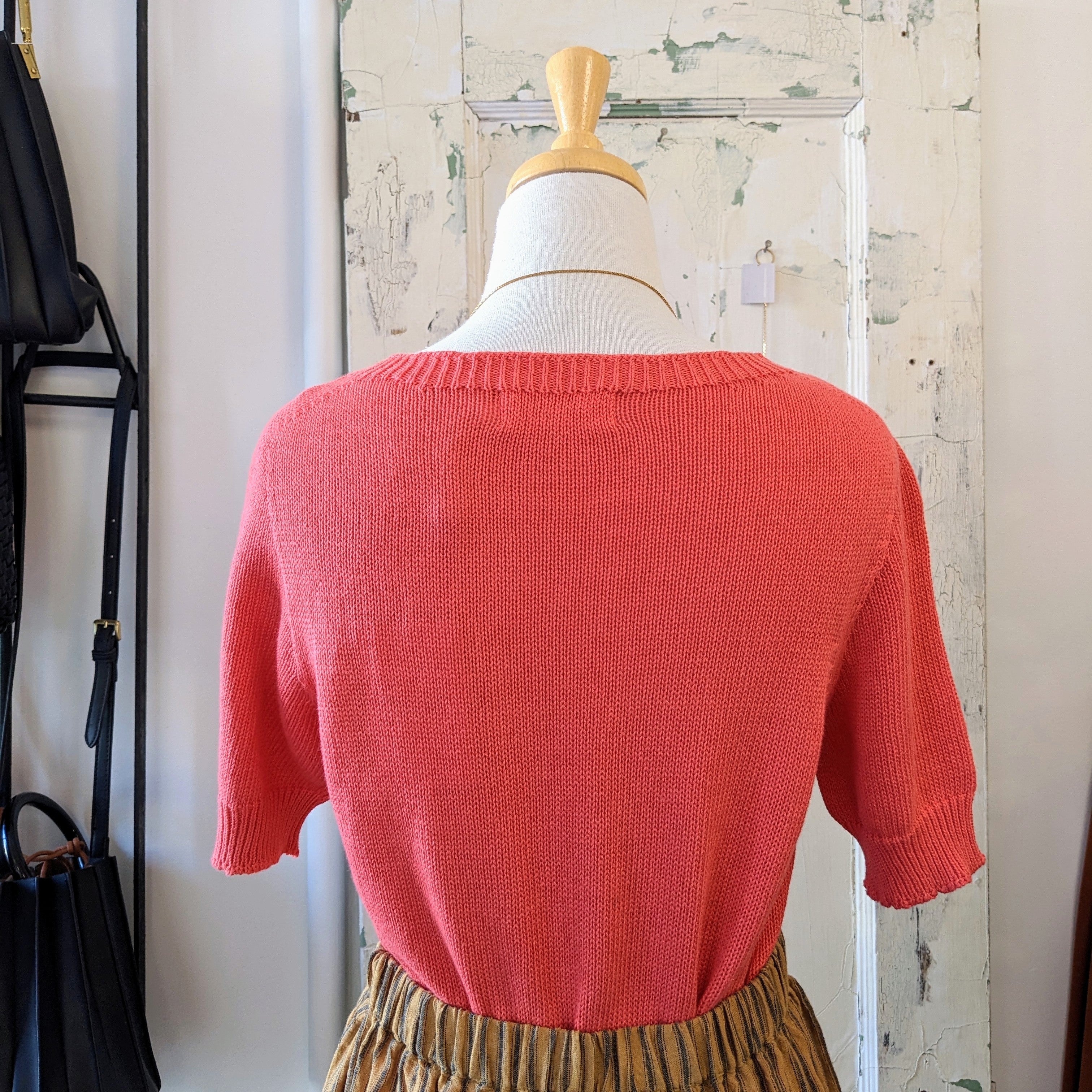 Indi & Cold // Short Sleeve Sweater Coral