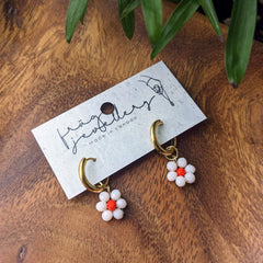 Frug // Daisy Earrings White