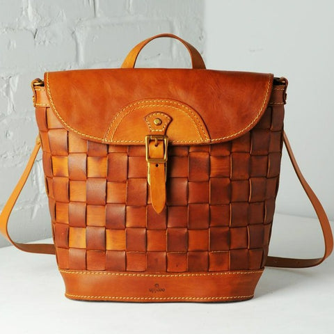 Uppdoo // Venture Crossbody Chestnut