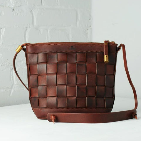 Uppdoo // Venture Crossbody Chestnut