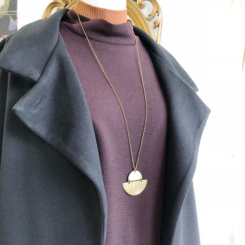 Souvenir // Brass Long Horizon Necklace