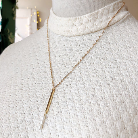 Frug // Pearl & Goldplate Bar Necklace