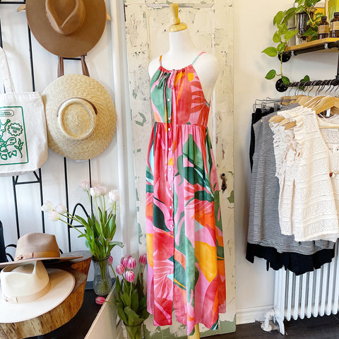 Allison Wonderland // Lanai Dress Pink Floral
