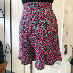 Annie 50 // Passionate Shorts Pink Flowers