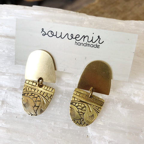 Souvenir // Small Circle Stud Earrings